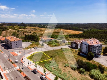 Terreno para Venda em Oliveira do Bairro