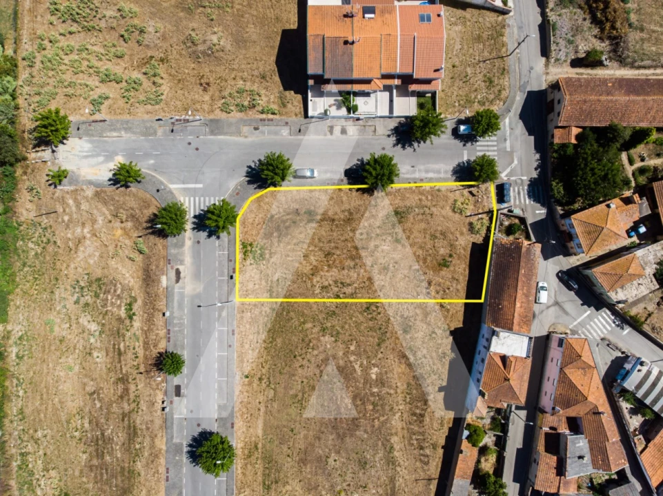 Terreno para Venda em Arcos e Mogofores Foto 1