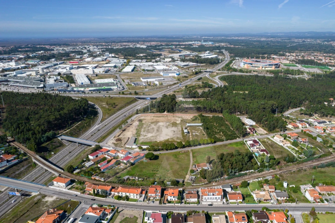 Terreno para Venda em Eixo e Eirol Foto 3