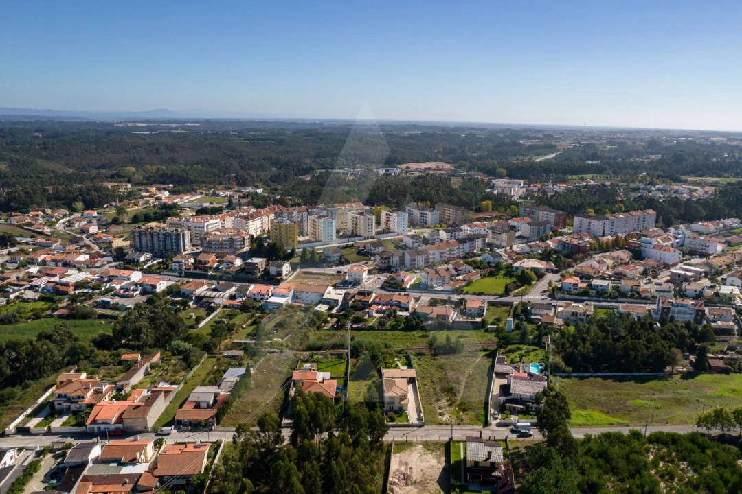 Terreno para Venda em Eixo e Eirol Foto 11
