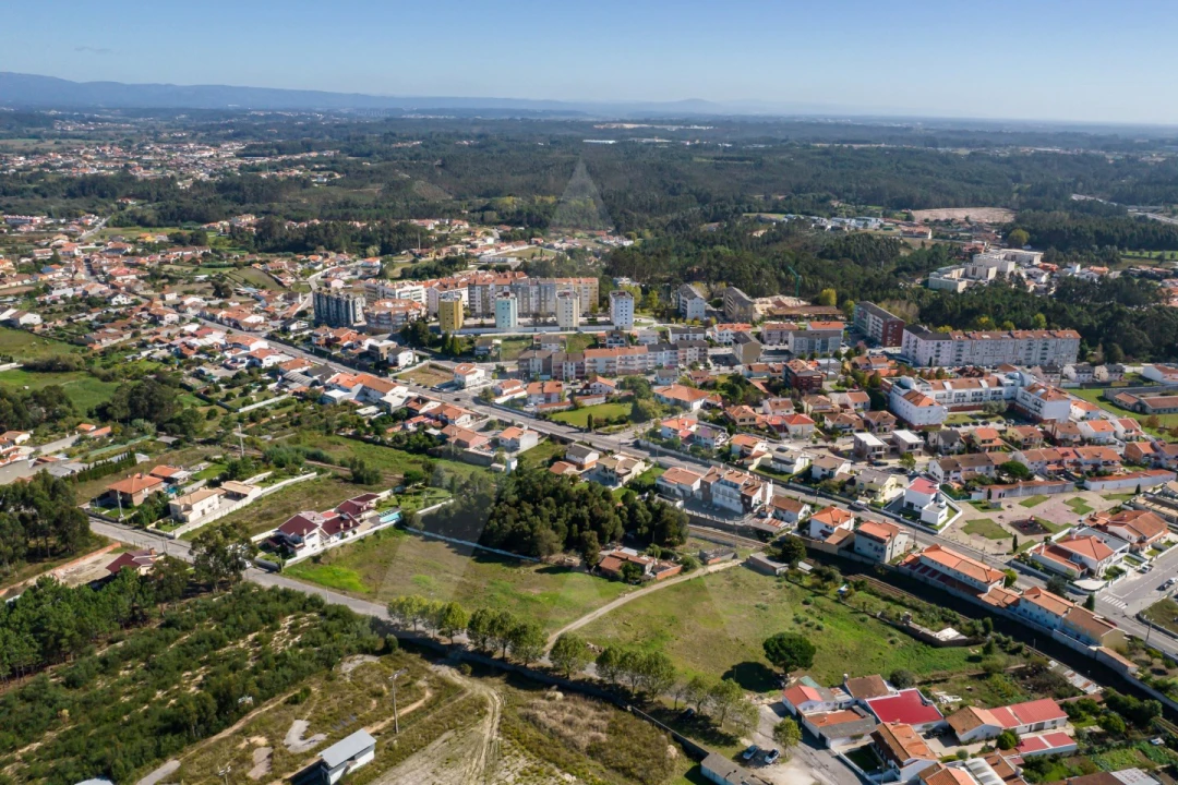 Terreno para Venda em Eixo e Eirol Foto 13