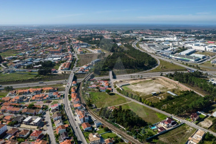 Terreno para Venda em Eixo e Eirol Foto 4