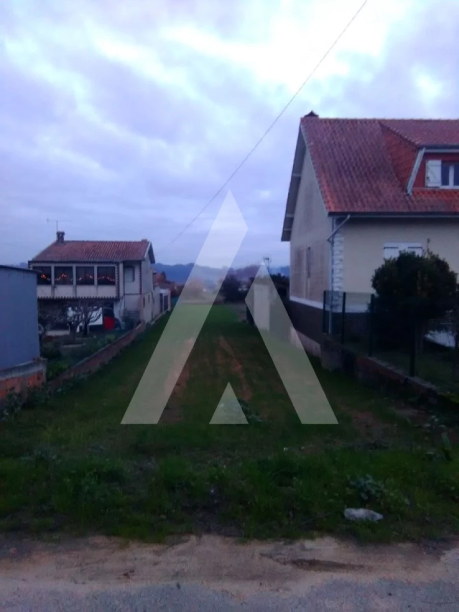 Terreno para Venda em Oiã Foto 2