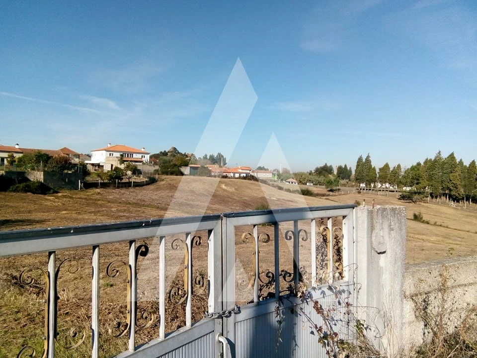 Terreno para Venda em Requeixo, Nossa Senhora de Fátima e Nariz Foto 3