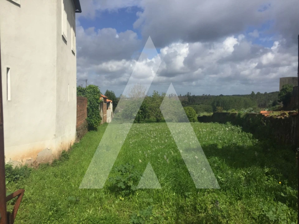 Terreno para Venda em Moita Foto 1