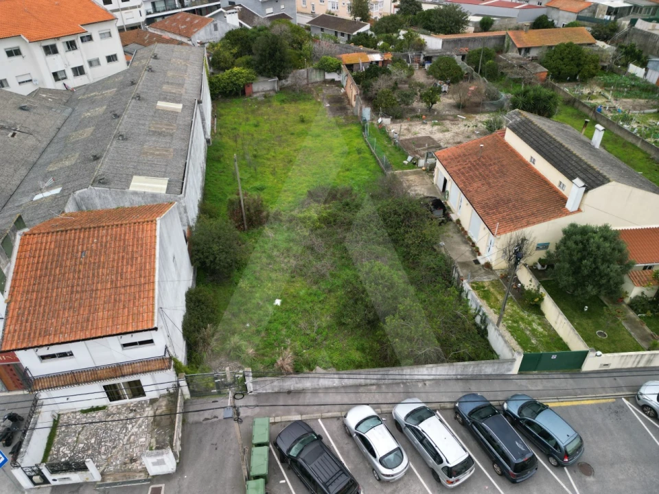 Terreno para Venda em Gafanha da Nazaré Foto 1