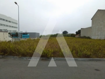 Terreno para Venda em Esgueira
