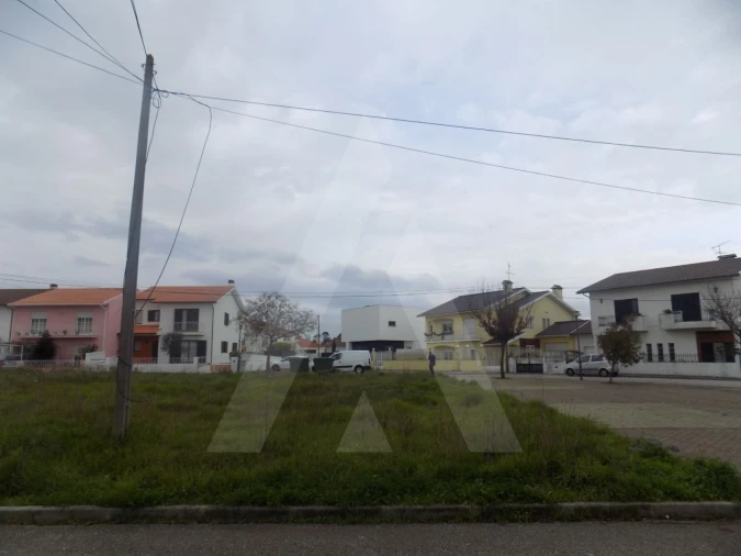 Terreno para Venda em Eixo e Eirol Foto 3