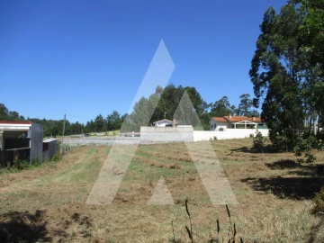 Terreno para Venda em Oiã