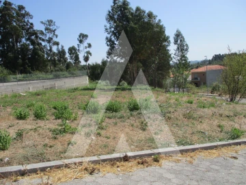 Terreno para Venda em Oliveira do Bairro