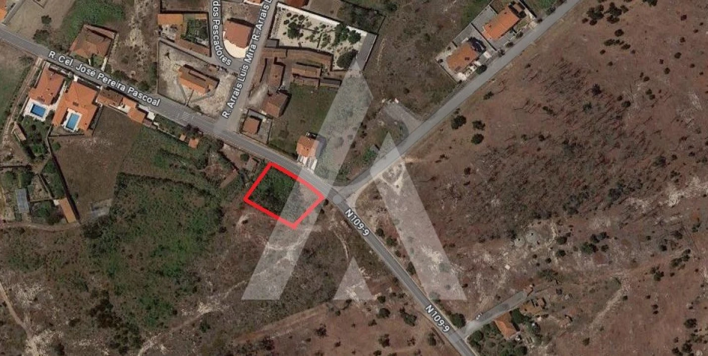 Terreno para Venda em Coimbrão Foto 2
