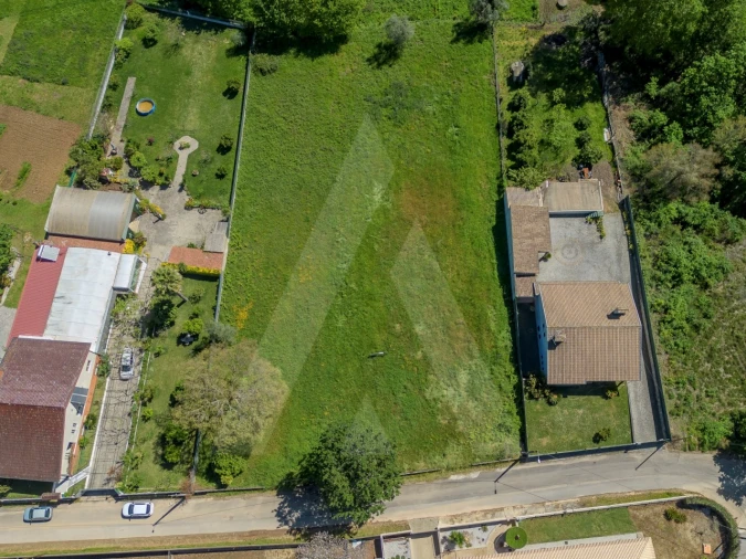 Terreno para Venda em Valongo do Vouga Foto 2