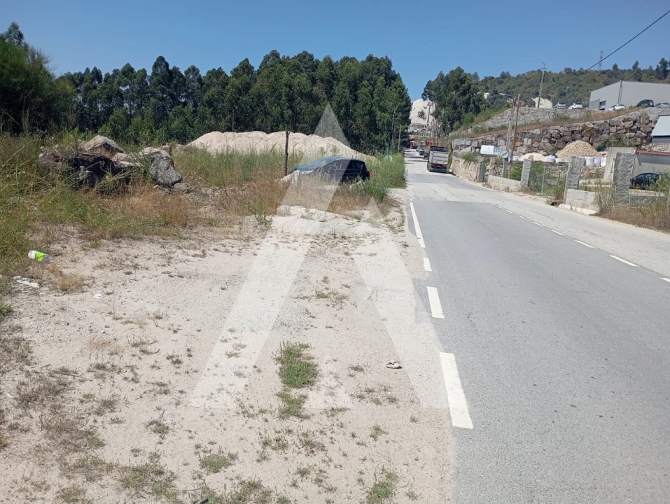 Terreno para Venda em Oldrões Foto 2