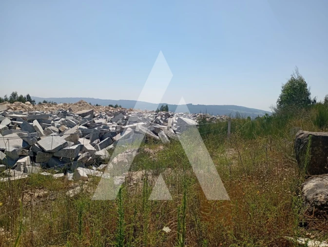 Terreno para Venda em Oldrões Foto 3