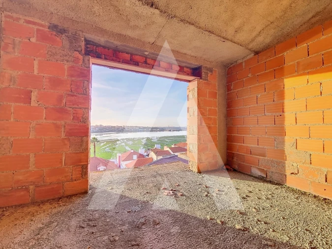 Terreno para Venda em Seixal, Arrentela e Aldeia de Paio Pires Foto 10