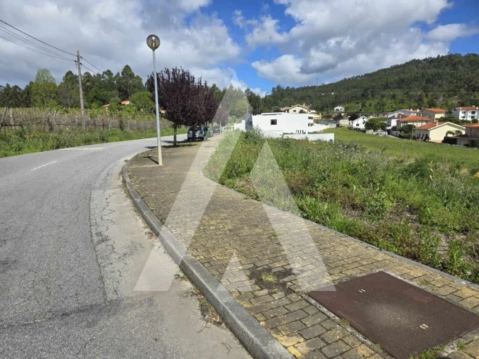 Terreno para Venda em Vila de Punhe Foto 9
