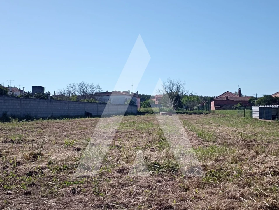 Terreno para Venda em Marrazes e Barosa Foto 1