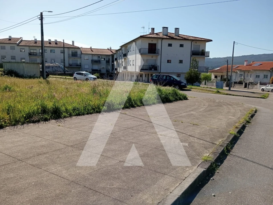 Terreno para Venda em Santa Marta de Portuzelo Foto 7