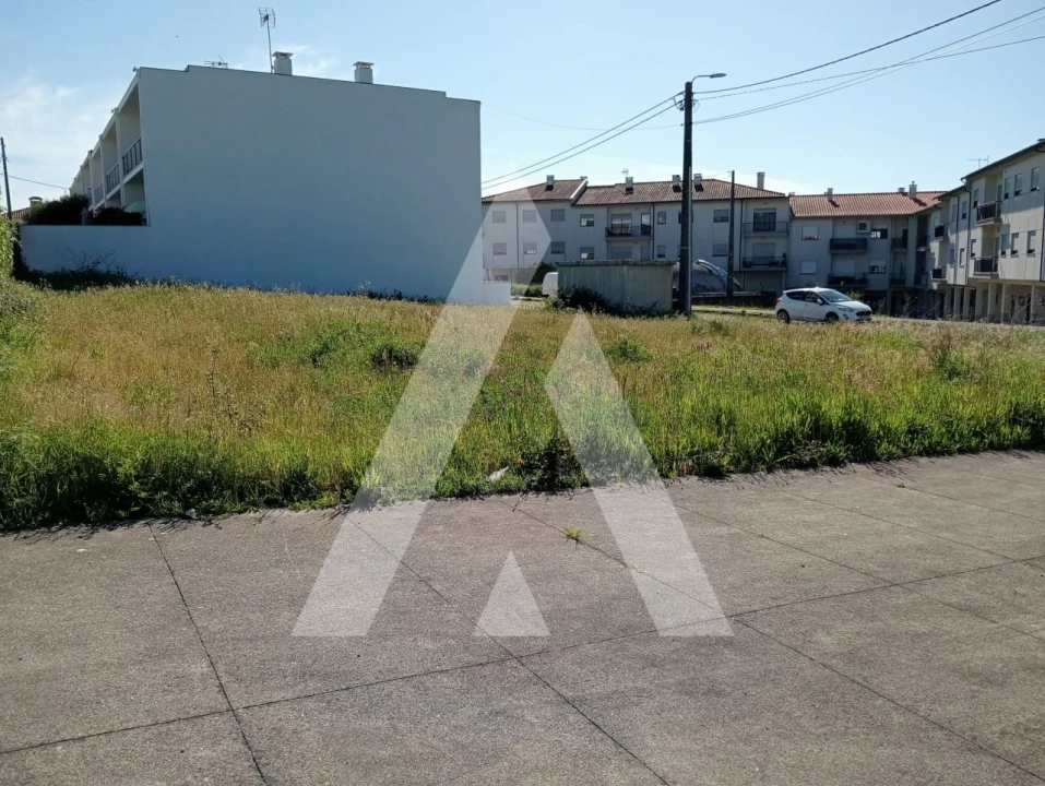 Terreno para Venda em Santa Marta de Portuzelo Foto 6