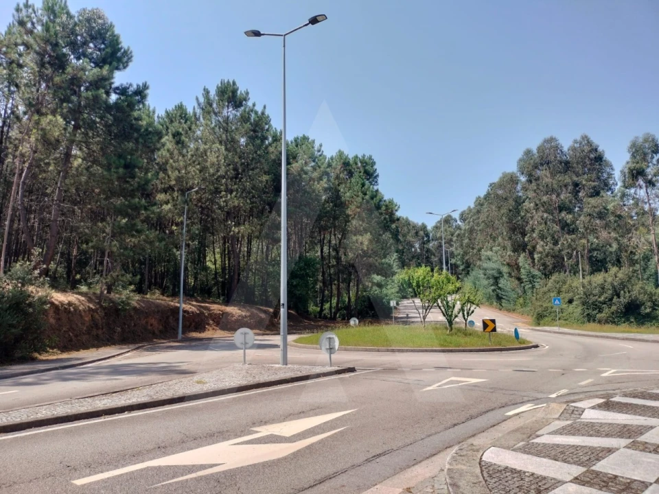Terreno para Venda em São João da Madeira Foto 11