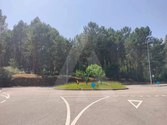 Terreno para Venda em São João da Madeira Foto 5