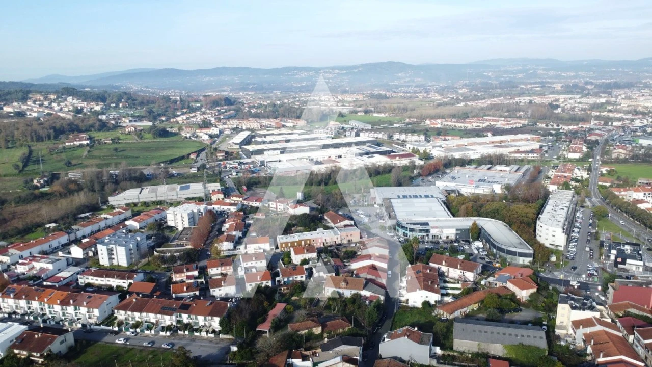 Terreno para Venda em Real, Dume e Semelhe Foto 11