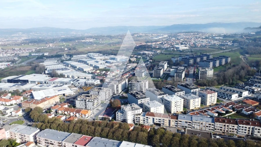 Terreno para Venda em Real, Dume e Semelhe Foto 9
