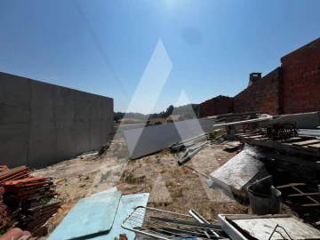 Terreno para Venda em Santa Joana