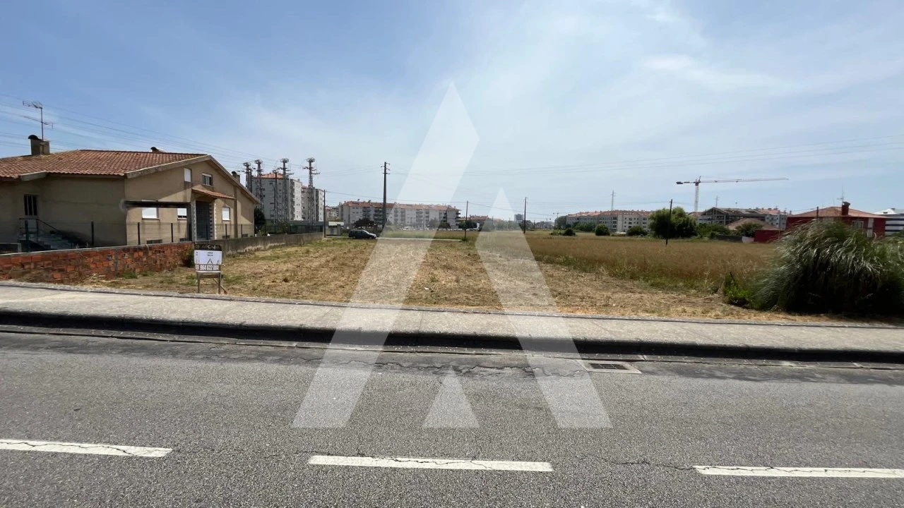Terreno para Venda em Esgueira Foto 3