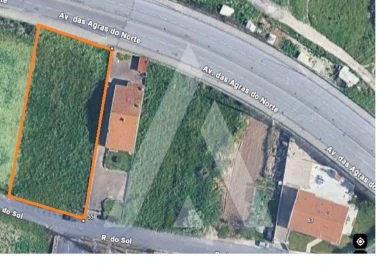 Terreno para Venda em Esgueira