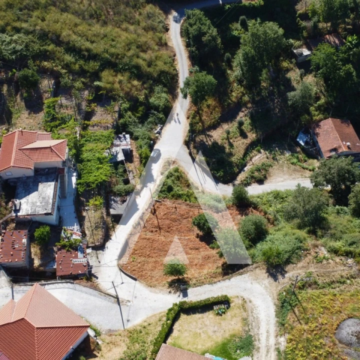 Terreno para Venda em Sobradelo da Goma Foto 7
