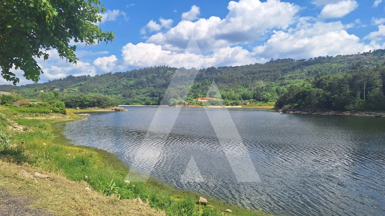 Terreno para Venda em Povolide Foto 4