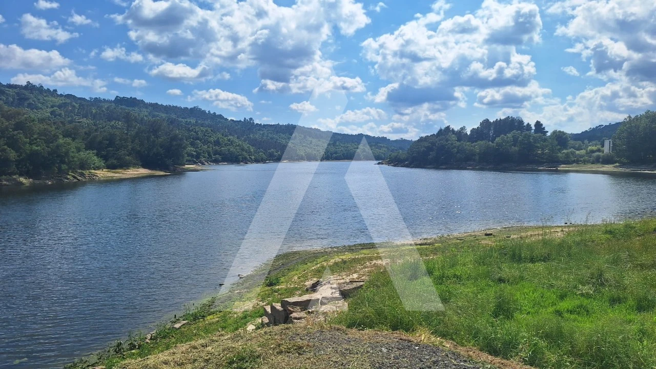 Terreno para Venda em Povolide Foto 5