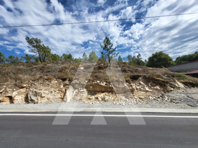 Terreno para Venda em Abraveses Foto 3