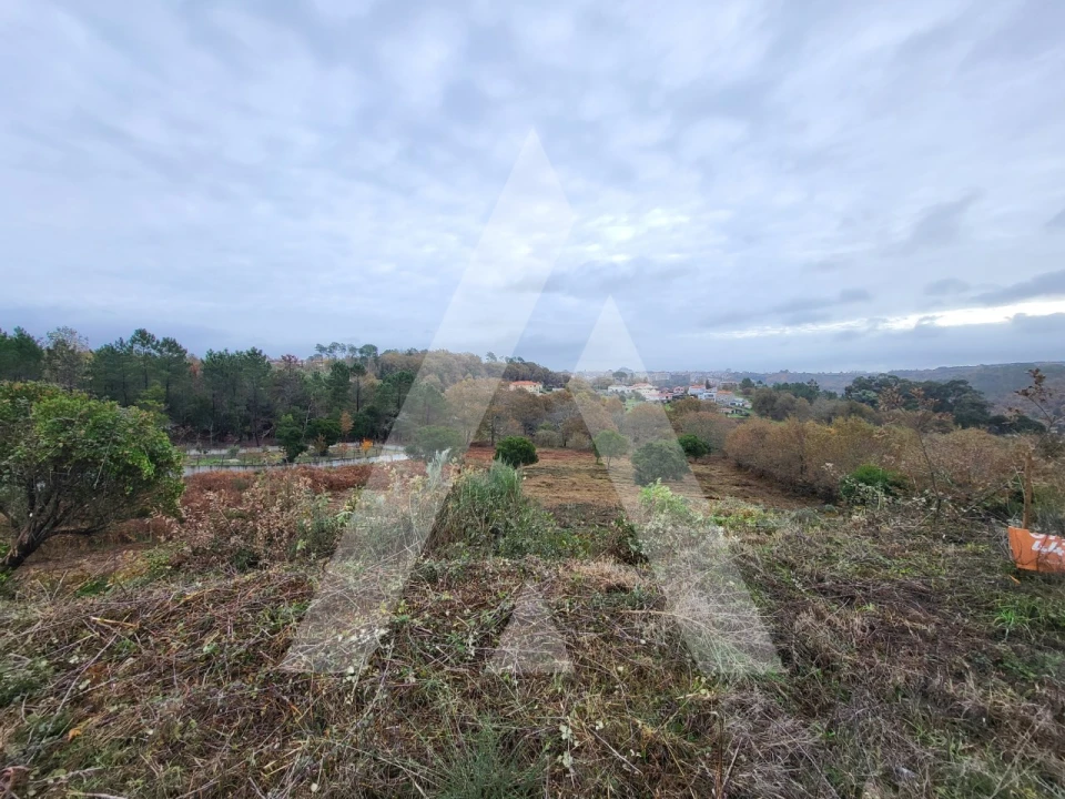 Terreno para Venda em Orgens Foto 3
