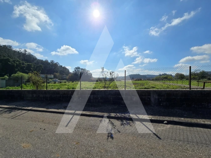 Terreno para Venda em Romariz Foto 1