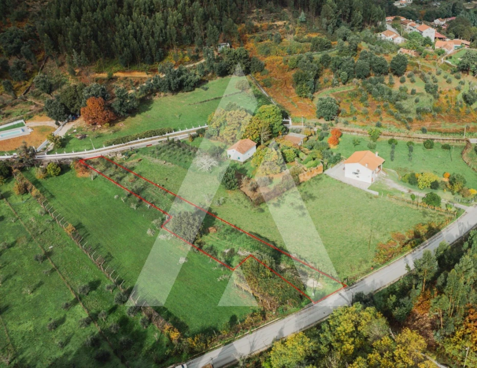 Terreno para Venda em Castanheira de Pêra e Coentral Foto 9