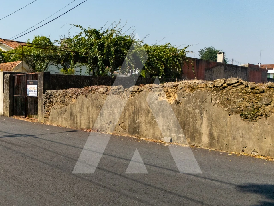 Terreno para Venda em Paços de Brandão Foto 5