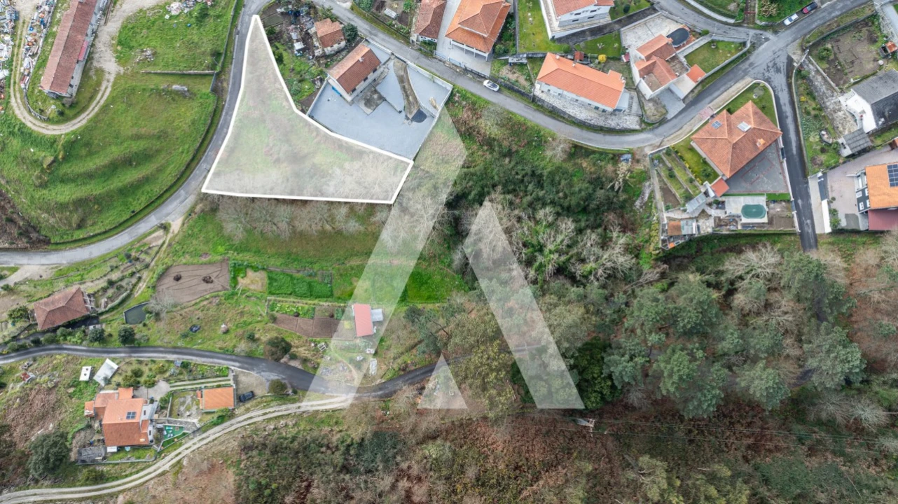 Terreno para Venda em Arões (Santa Cristina) Foto 2