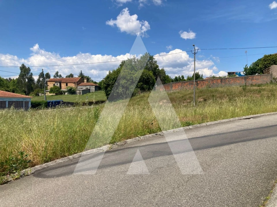 Terreno para Venda em Albergaria-A-Velha e Valmaior Foto 2