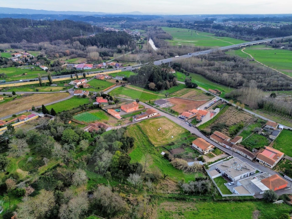 Terreno para Venda em São João de Loure e Frossos Foto 6