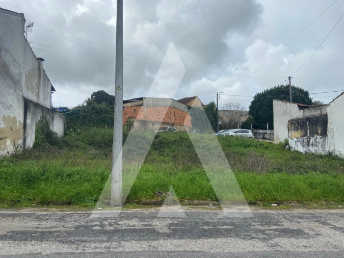 Terreno para Venda em Vila Nova de Monsarros Foto 2