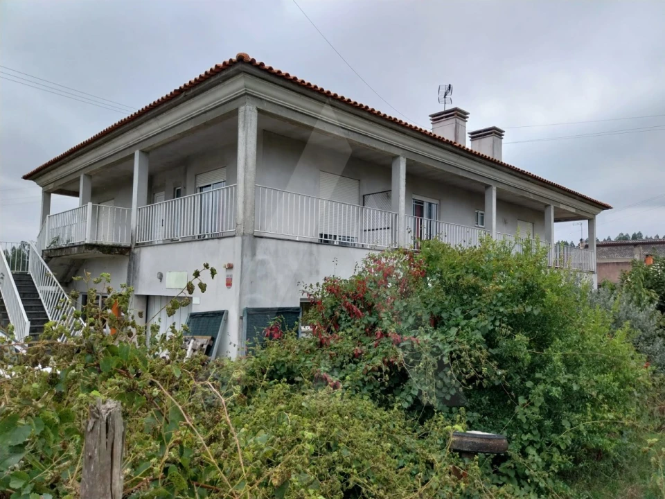 Terreno para Venda em Barrô e Aguada de Baixo Foto 8