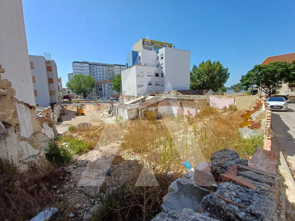 Terreno para Venda em Alto do Seixalinho, Santo André e Verderena Foto 8