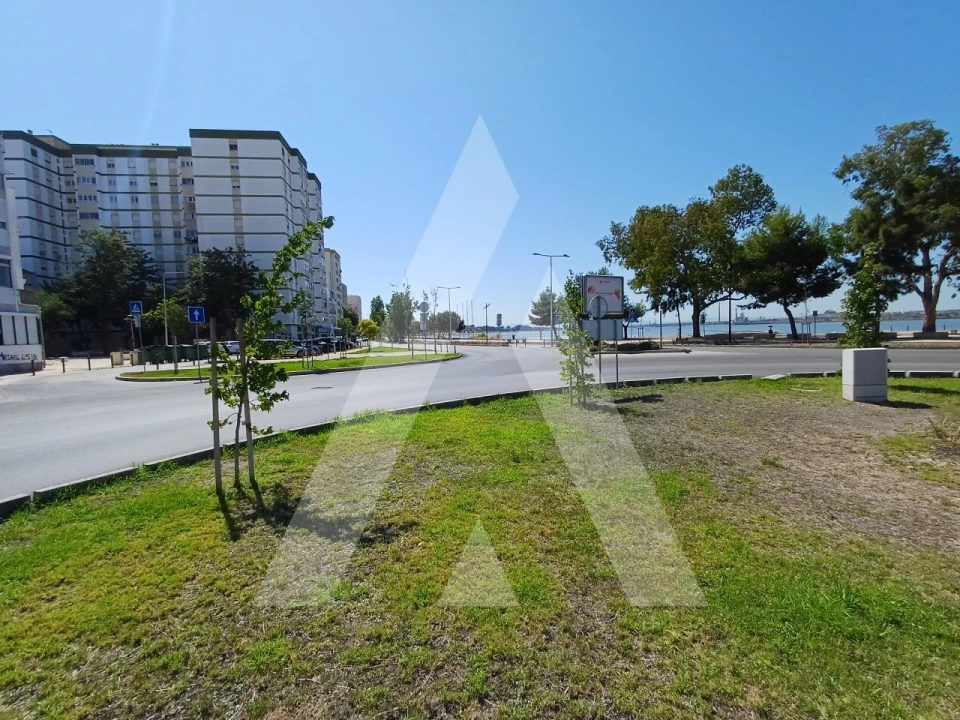 Terreno para Venda em Alto do Seixalinho, Santo André e Verderena Foto 24
