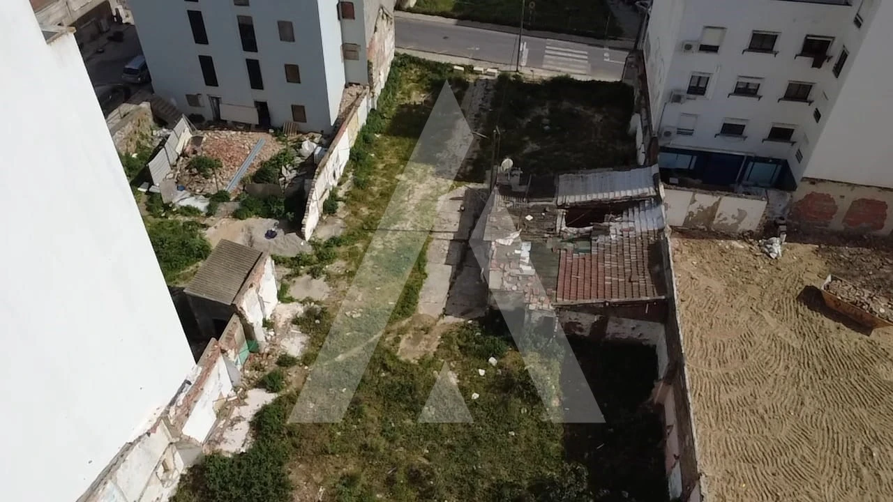 Terreno para Venda em Alto do Seixalinho, Santo André e Verderena Foto 2