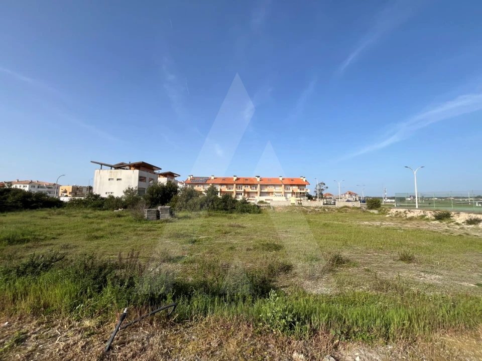 Terreno para Venda em Gafanha da Boa Hora Foto 3