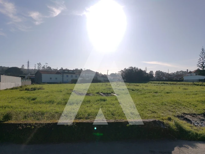 Terreno para Venda em Mazarefes e Vila Fria Foto 3