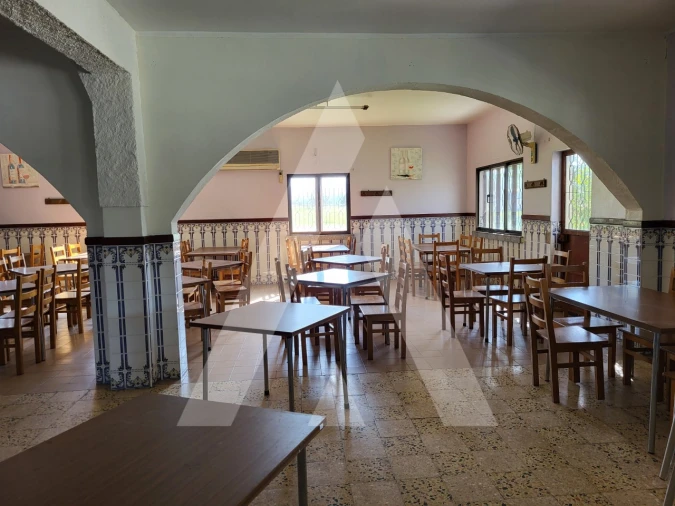 Negócio para Arrendamento em Fornos de Maceira Dão Foto 2