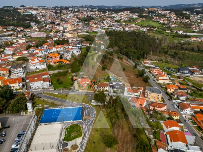 Terreno para Venda em Fiães Foto 12